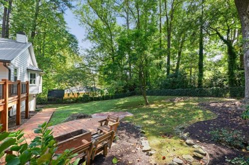 1955 Mcjenkin Dr, Atlanta GA 30345-3005 exterior