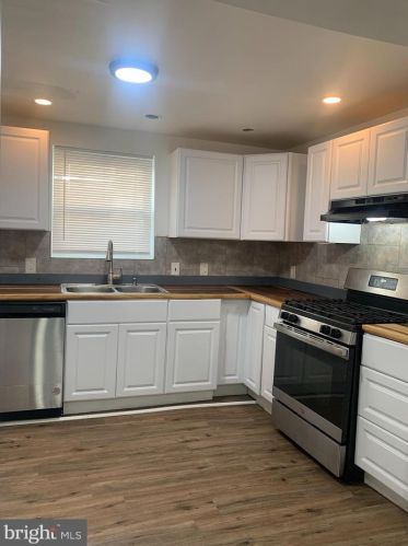 1928 Camac St, Philadelphia PA  19148-2205 exterior