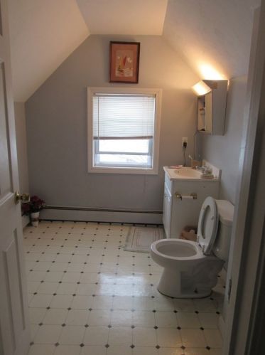 2 Highland St, Woburn MA 01801-5125 exterior