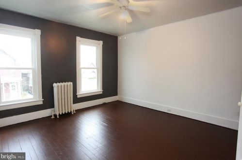 1027 Mifflin St, Huntingdon PA 16652-1435 exterior