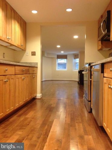 1731 Riggs Pl, Washington DC 20009-6248 exterior