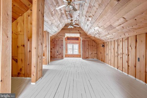 373 High St, Hanover PA 17331-3922 exterior