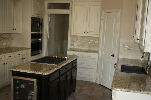 2212 Clearspring Dr, Irving TX  75063-3378 exterior