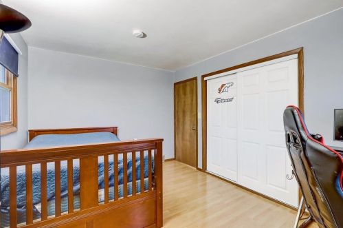 2327 Parnell Ave, Milwaukee WI 53221-4250 exterior