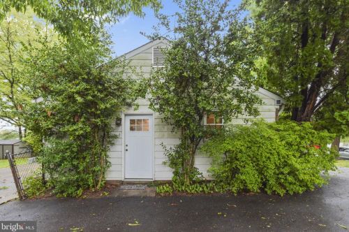 15400 Durant St, Silver Spring MD  20905-4211 exterior