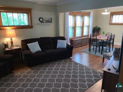 830 10 St, Duluth MN 55805-1228 exterior