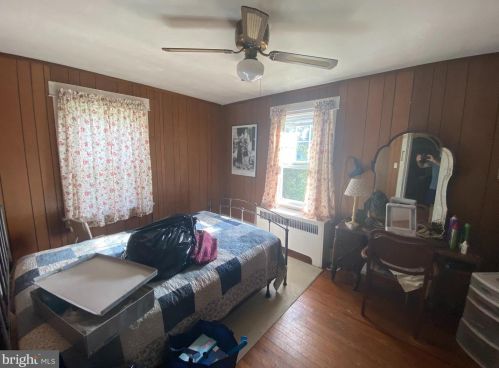 22 Ridgeway Ave, Camden NJ 08107-1534 exterior