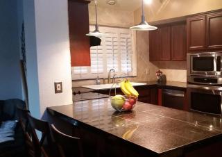 10801 9th Pl, Phoenix AZ  85020-1194 exterior