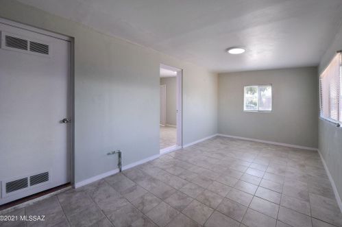 4541 32 St, Tucson AZ 85710-6038 exterior