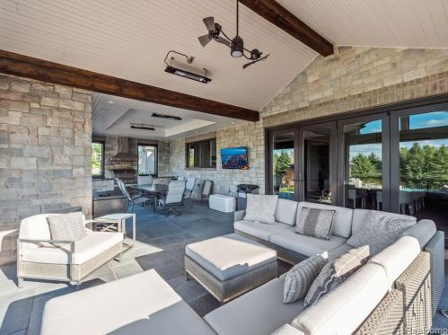 5105 Orch Rdg Dr, Rochester MI 48306-2398 exterior