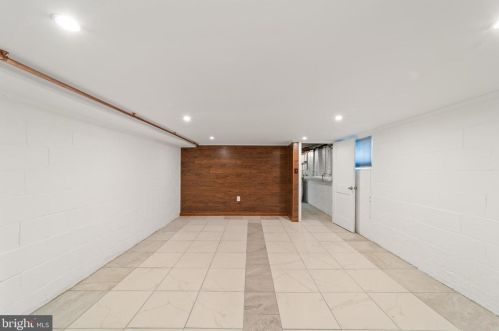 878 Olden Ave, Trenton NJ 08638-4909 exterior