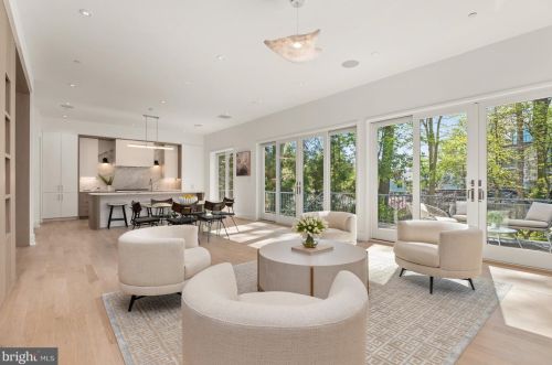 2838 Chesterfield Pl, Washington DC  20008-1015 exterior