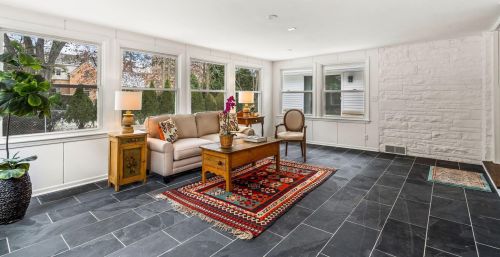 7705 Lake Dr, Milwaukee WI  53217-2910 exterior