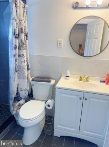 4726 Marple St, Philadelphia PA 19136-3323 exterior