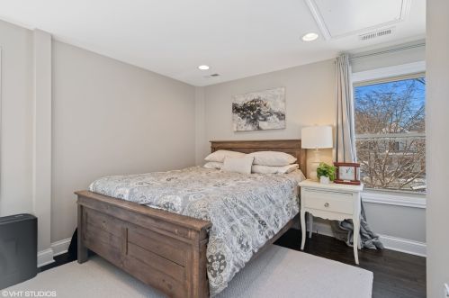 3812 Kildare Ave, Chicago IL 60641-3047 exterior