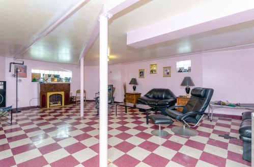 8748 Ada St, Chicago IL 60609-5920 exterior