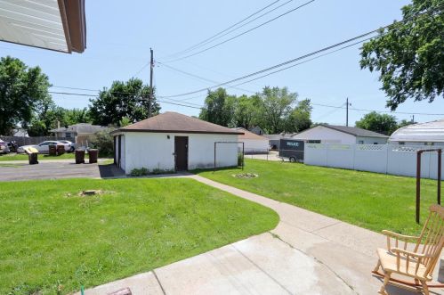 156 Spruce St, South Saint Paul MN 55075-3443 exterior