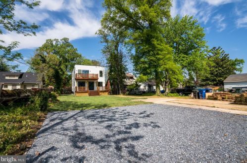 2216 30th St, Washington DC  20020-3369 exterior