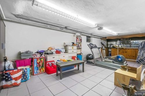 1084 Trafalgar St, Teaneck NJ  07666-1928 exterior