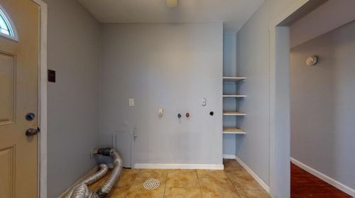 9300 Macon Ave, Saint Louis MO 63134-3432 exterior