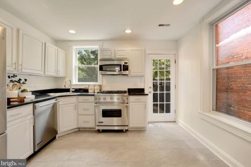 308 T St, Washington DC 20001-1843 exterior