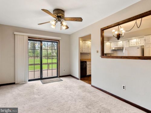 2511 Meetinghouse Rd, Jamison PA 18929-1157 exterior