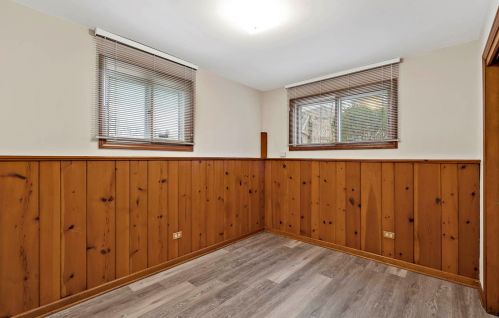 2421 Corona Rd, Waukegan IL 60087-4042 exterior