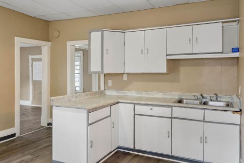 2131 Harrison Ave, Meskegon MI 49441-1490 exterior