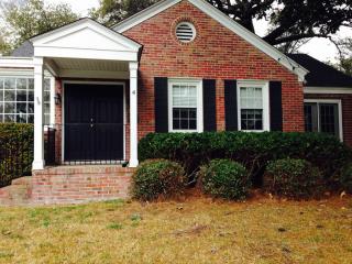 4 Colleton Dr, Charleston SC  29407-7310 exterior