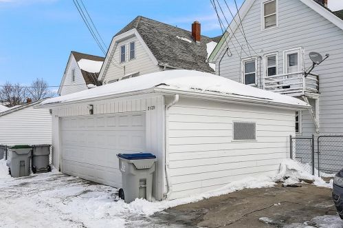 2129 51st St, Milwaukee WI  53208-1134 exterior