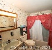 196 Bingham St, New Britain CT 06051-3824 exterior