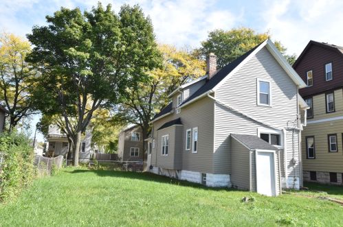 1939 18th St, Milwaukee WI  53205-1646 exterior