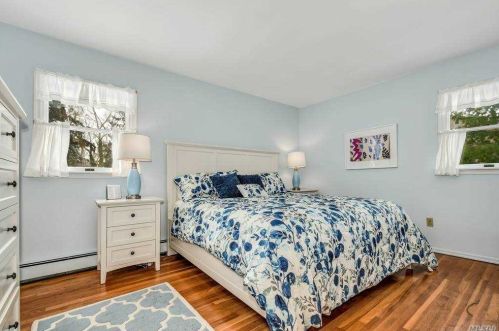 110 Rogues Path, Huntington Station NY 11746-2741 exterior