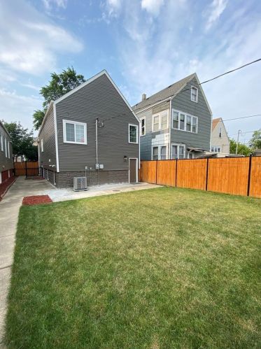 5428 25 Pl, Chicago IL 60623-3632 exterior