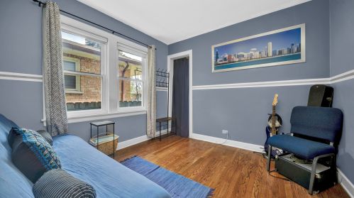 9114 Sawyer Ave, Chicago IL 60805-1640 exterior