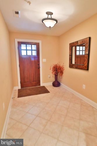 8918 Courts Way, Silver Spring MD  20910-2276 exterior