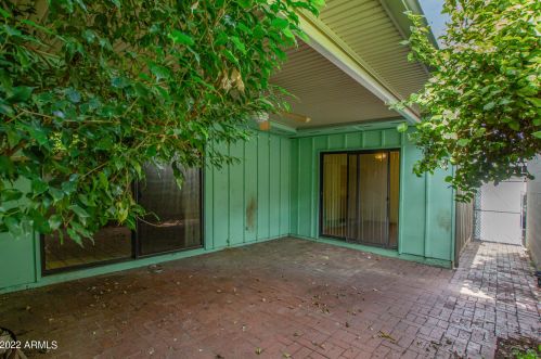 2045 Elm St, Phoenix AZ  85015-3733 exterior