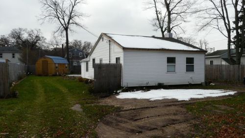 317 Russell St, Allegan, MI 49010-1048