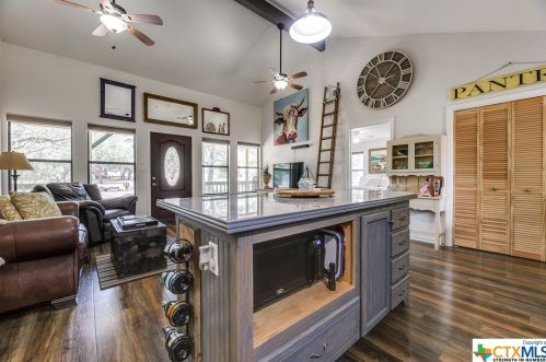 643 Guadalupe Dr, Spring Branch TX 78070-5402 exterior