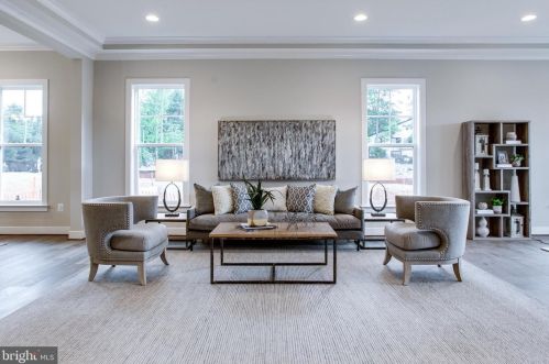 1978 Kirby Rd, Mc Lean VA 22101-5326 exterior