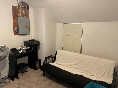 38 Irving St, Providence RI 02904-4752 exterior