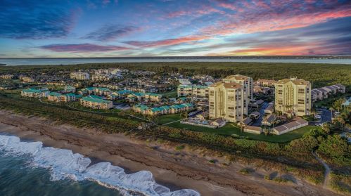 2400 Ocean Dr, Fort Pierce FL 81111-8018 exterior