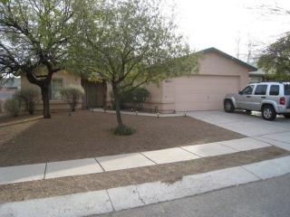 8926 Desert Aire St, Tucson AZ  85730-5718 exterior