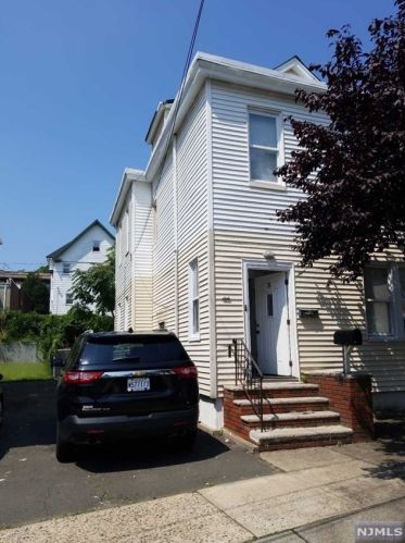 3 Edison Pl, East Rutherford NJ  07073-1806 exterior