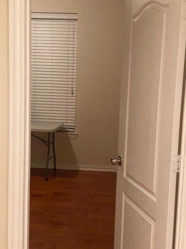 8744 Iron Horse Dr, Irving, TX 75063-3929