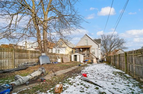 10530 Lafayette Ave, Chicago IL 60628-5520 exterior