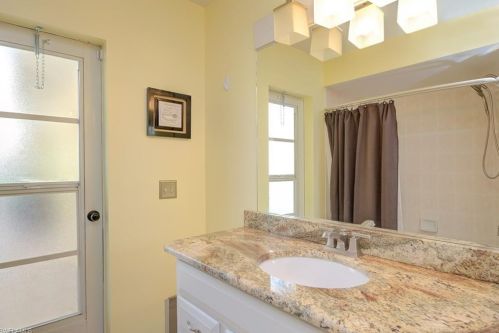 1411 22 Ave, Naples FL 34120-3418 exterior