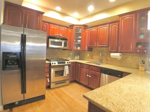 903 61st St, Chicago IL  60637-2606 exterior