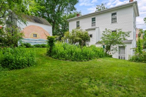 66 Atkinson St, Dover NH 03820-3731 exterior