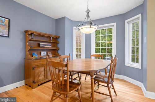 26 5 St, Media PA 19063-2819 exterior